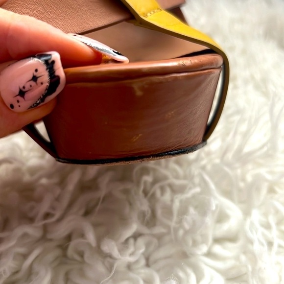 GORGEOUS L.A.M.B. by Gwen Stefani Tan with Blk & Yellow Platform Stiletttosπ π - Picture 14 of 15